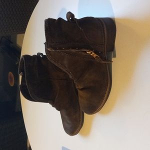 Women's 8.5 Latigo Moss Cressa Ankle Boots